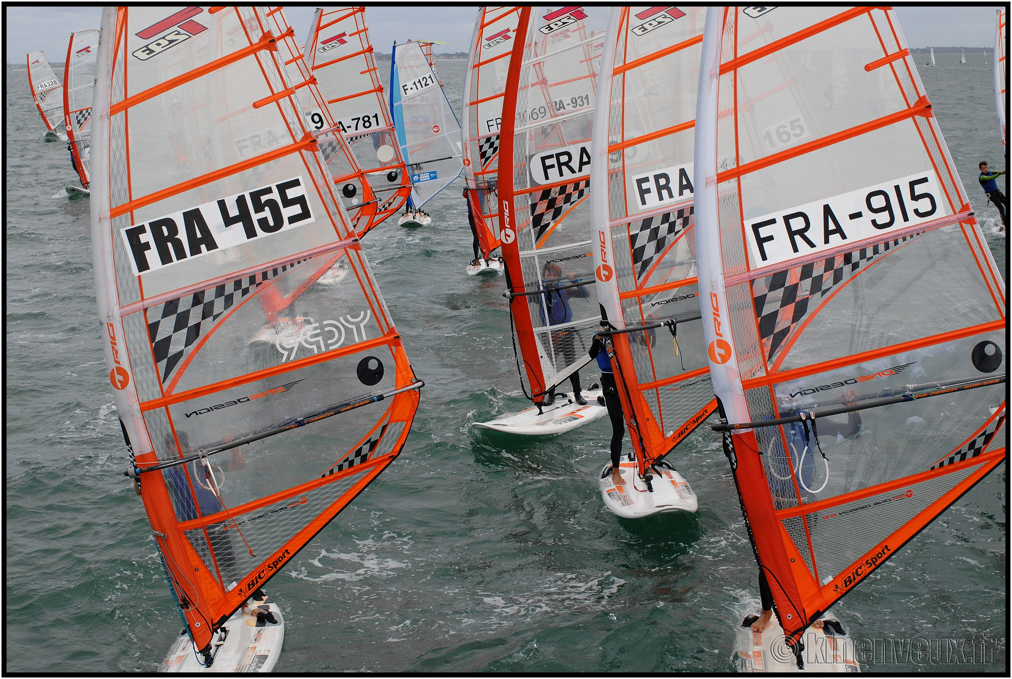 kinenveux_068_cfm2015.jpg - Championnat de France Minimes Solitaire Equipage Glisse Flotte Collective 2015