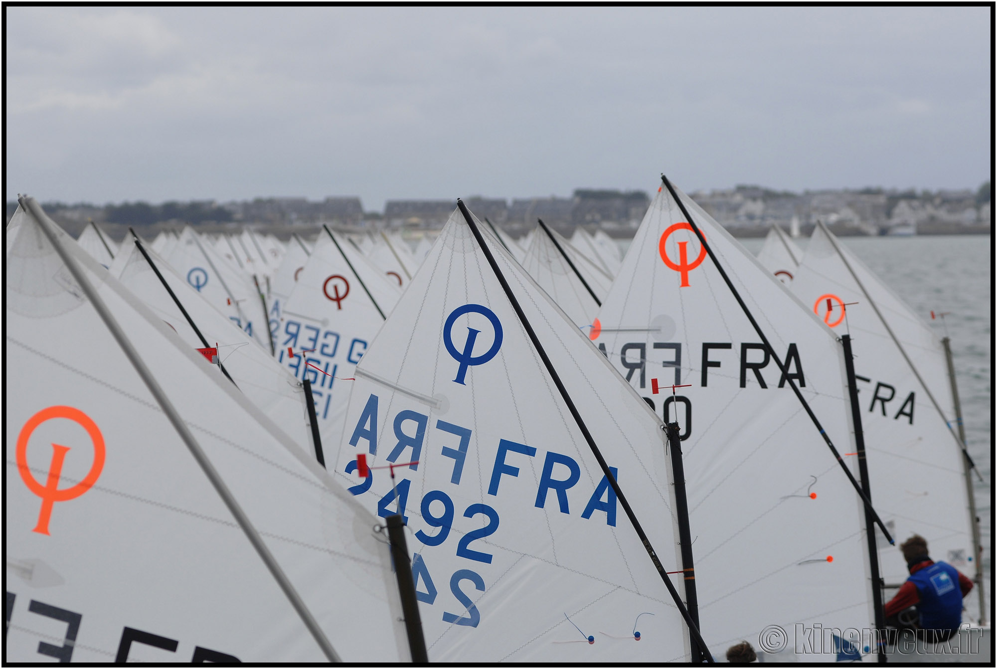 kinenveux_083_cfm2015.jpg - Championnat de France Minimes Solitaire Equipage Glisse Flotte Collective 2015