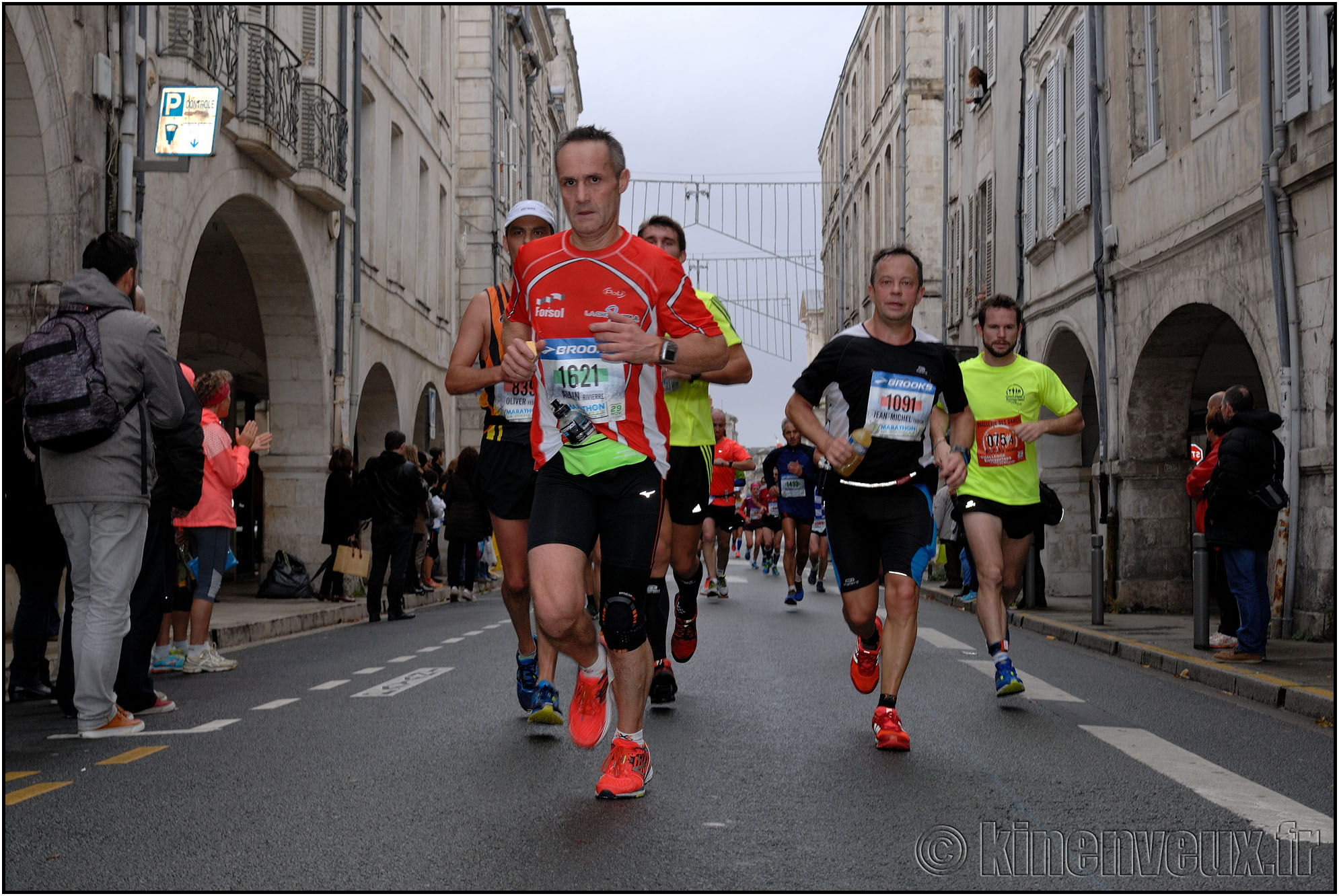 kinenveux_64_marathonlr2015.jpg - 25 ans du marathon de La Rochelle / Serge Vigot - Novembre 2015