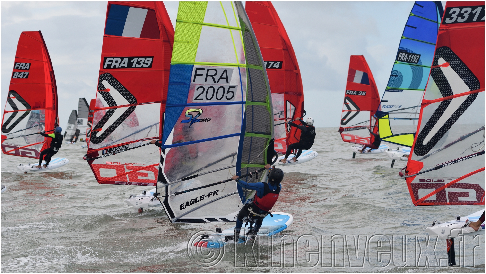 kinenveux_65_NWF2021.jpg - National WindFoil 2021 - bon depart des U17 -  Titouan PILLIARD - FRA 2005