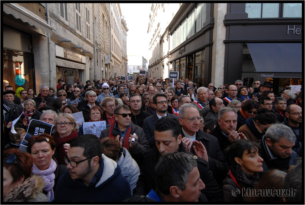 kinenveux_08_LaFranceDebout.jpg - Marche Républicaine Nationale – La Rochelle 11 Janvier 2015