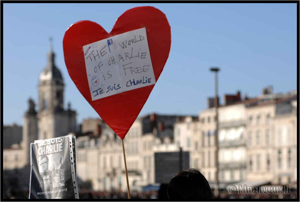 kinenveux_14_LaFranceDebout.jpg - Marche Républicaine Nationale – La Rochelle 11 Janvier 2015