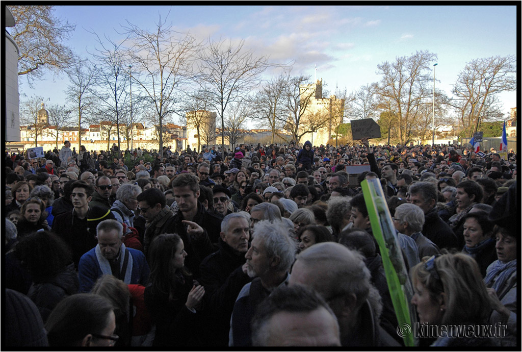 kinenveux_30_LaFranceDebout.jpg - Marche Républicaine Nationale – La Rochelle 11 Janvier 2015
