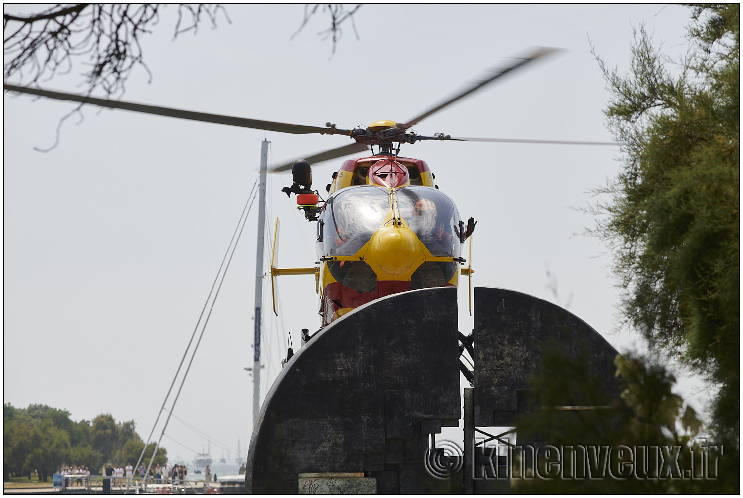 kinenveux_dvx_6015.jpg - décollage de Dragon 17 de la Sécurité Civile