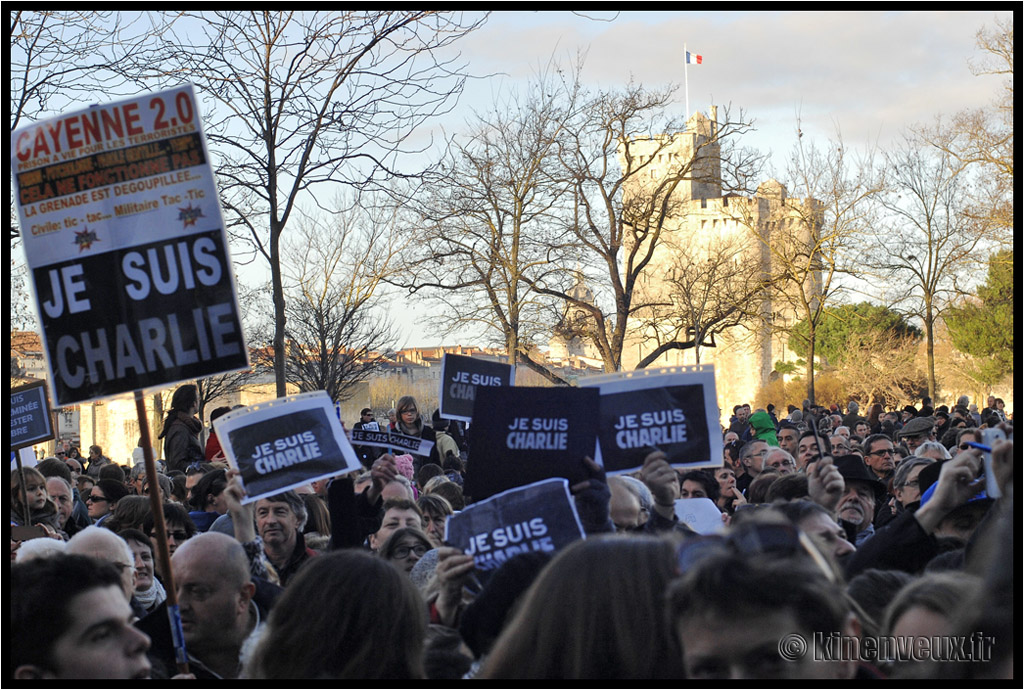 kinenveux_33_LaFranceDebout.jpg - Marche Républicaine Nationale – La Rochelle 11 Janvier 2015